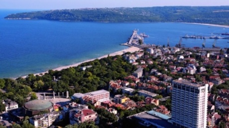 Нарушен е балансът между малките и големите жилища в България pic